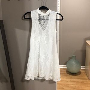 BEAUTIFUL white dress!